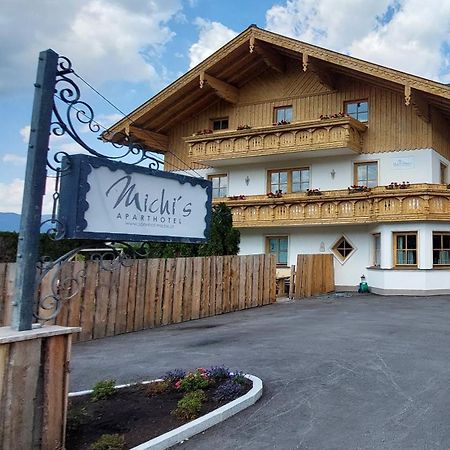Michis Aparthotel Флахау Экстерьер фото