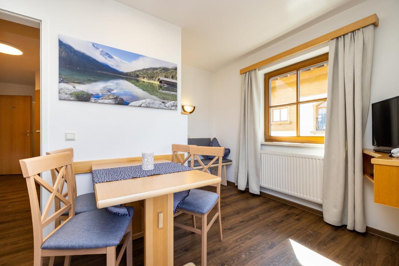 Michis Aparthotel Флахау Экстерьер фото