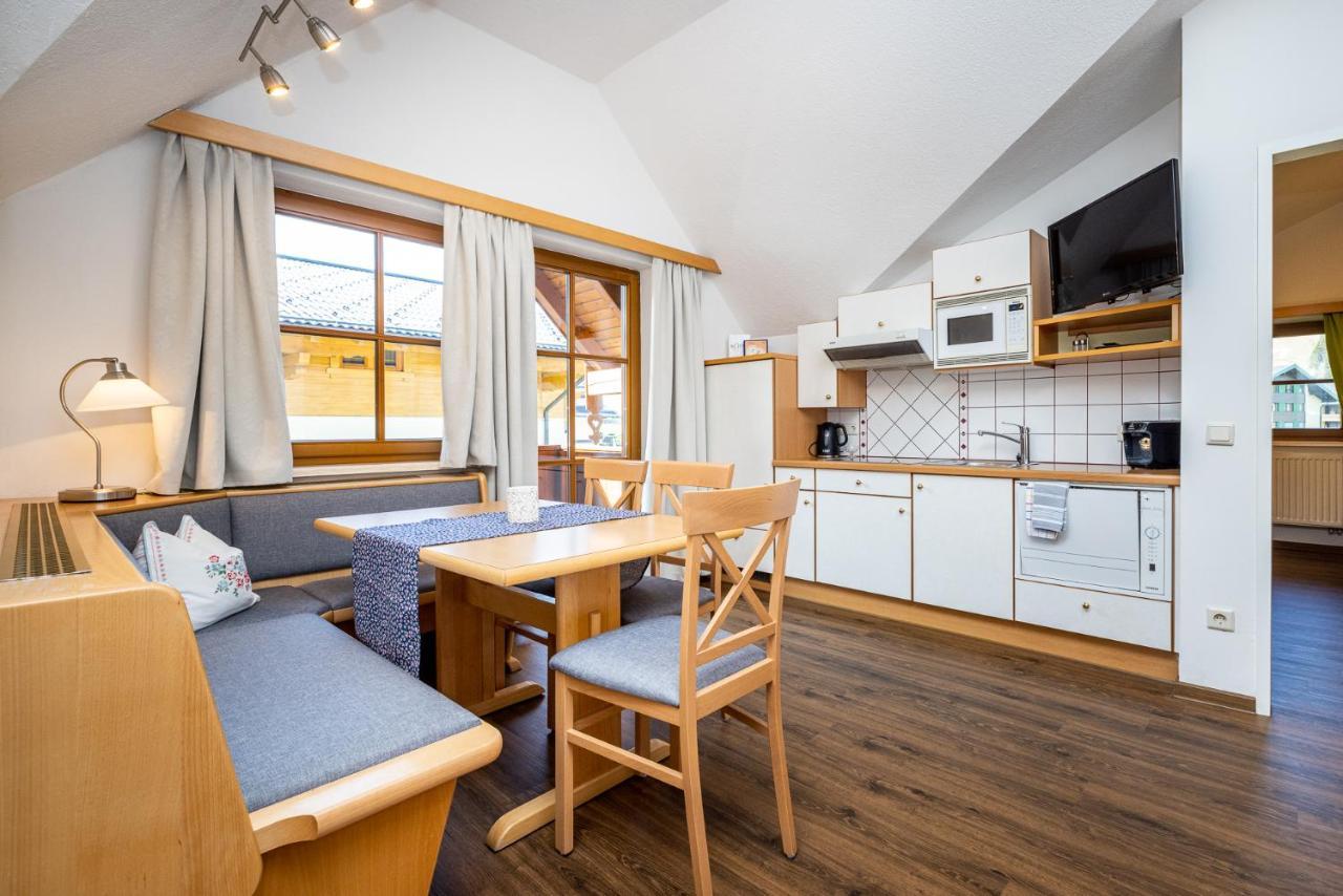 Michis Aparthotel Флахау Экстерьер фото