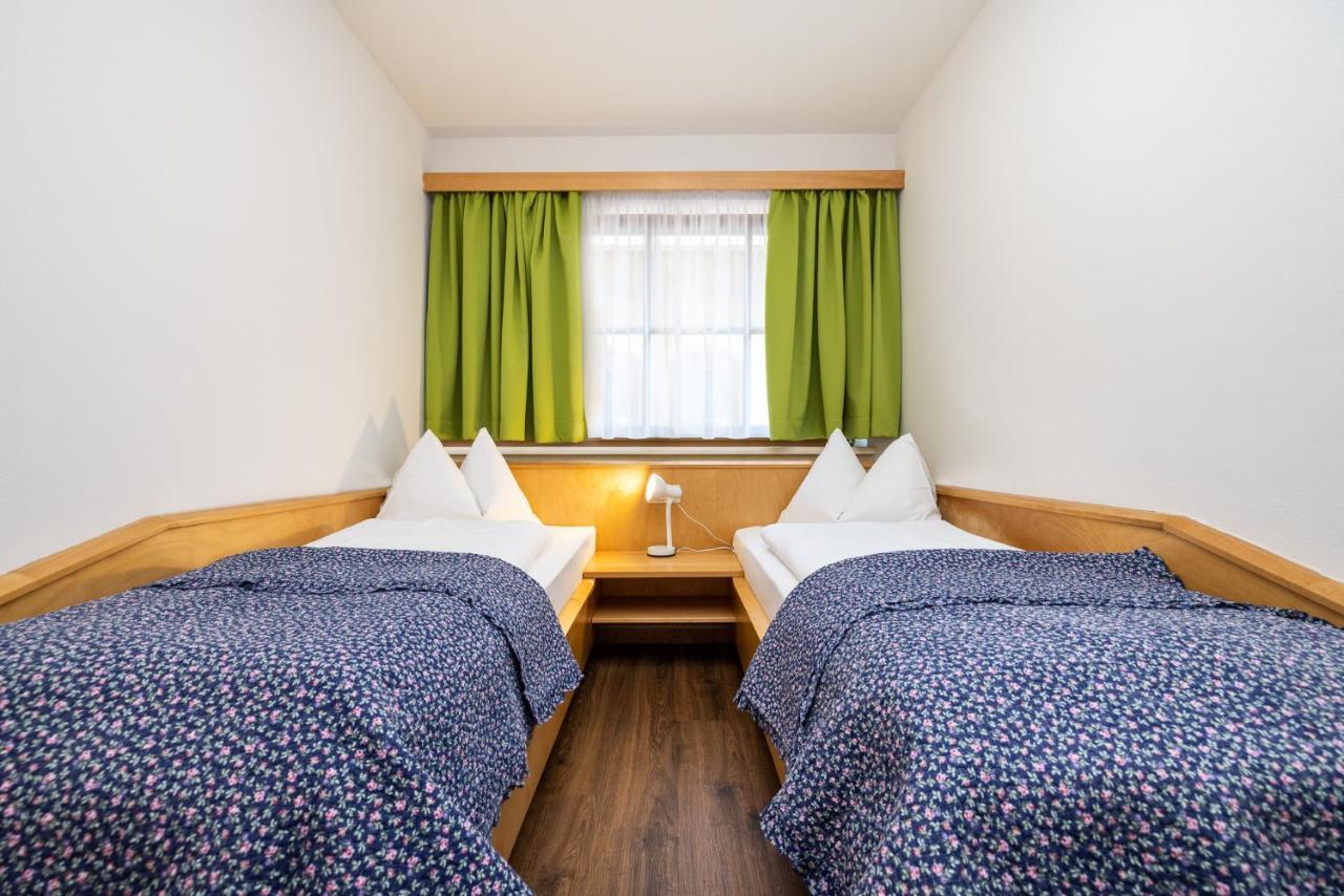 Michis Aparthotel Флахау Экстерьер фото