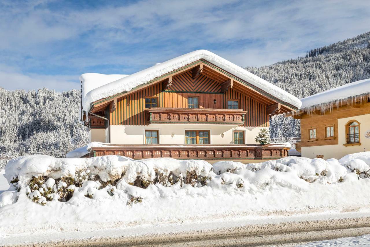 Michis Aparthotel Флахау Экстерьер фото